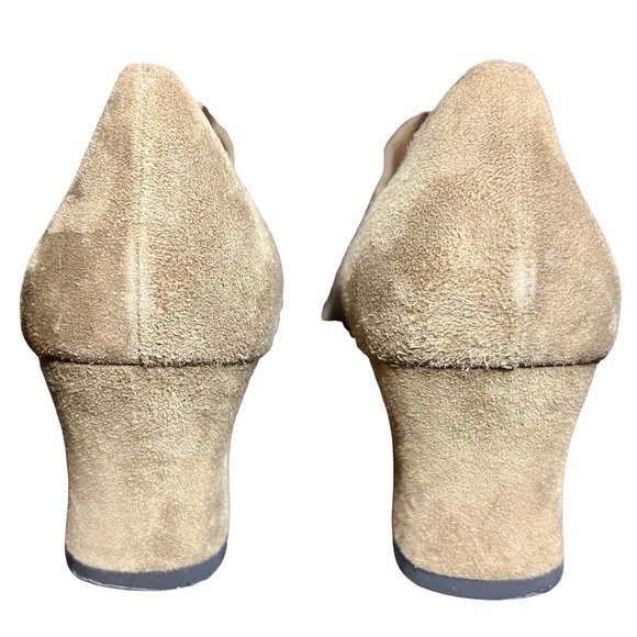 Salvatore Ferragamo Suede Heels (Size 8 AA) - Picture 7 of 9